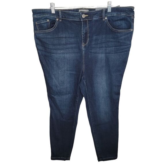 Torrid Nwt Midfit Super Skinny Super Soft Denim Jeans Size 20XS - Picture 1 of 6